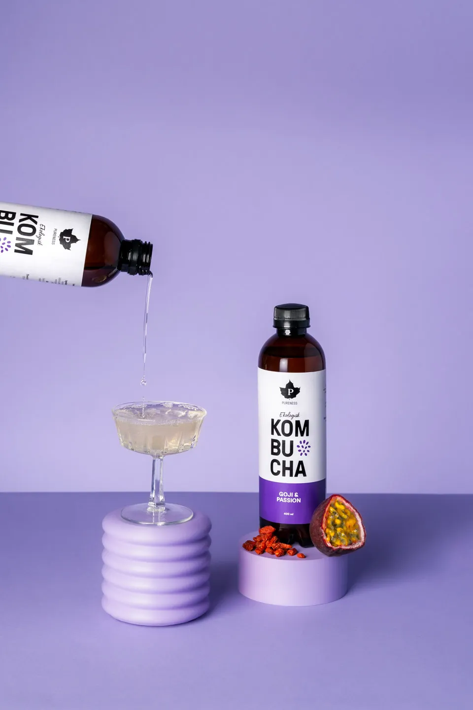 Pureness: Pulverpåse i studiomiljö