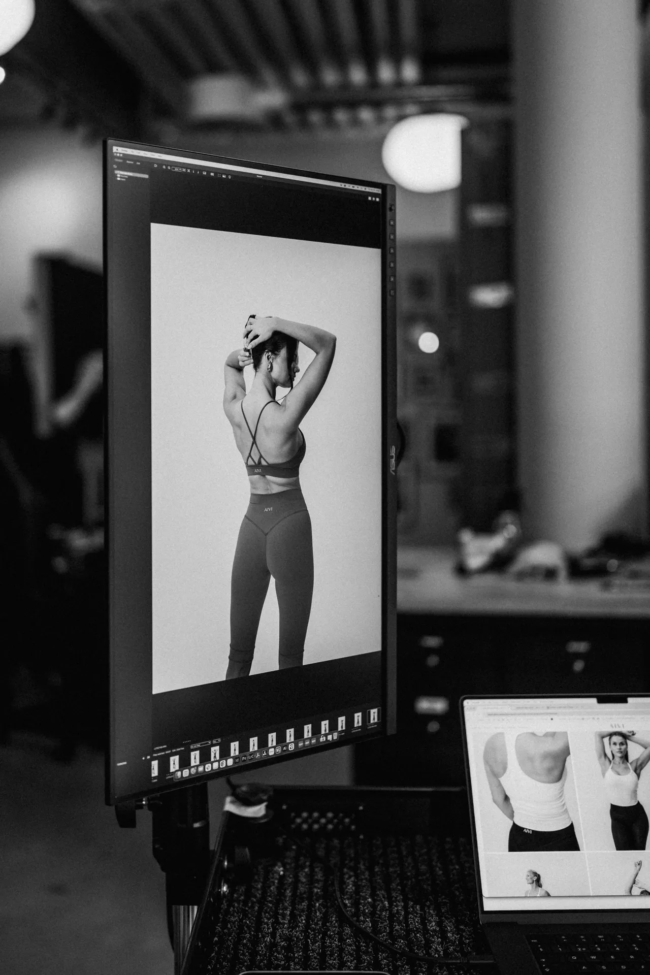 Tethered shooting monitor